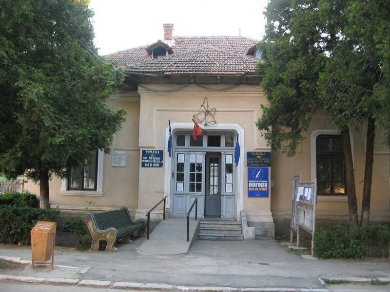 Primăria Baia de Aramă