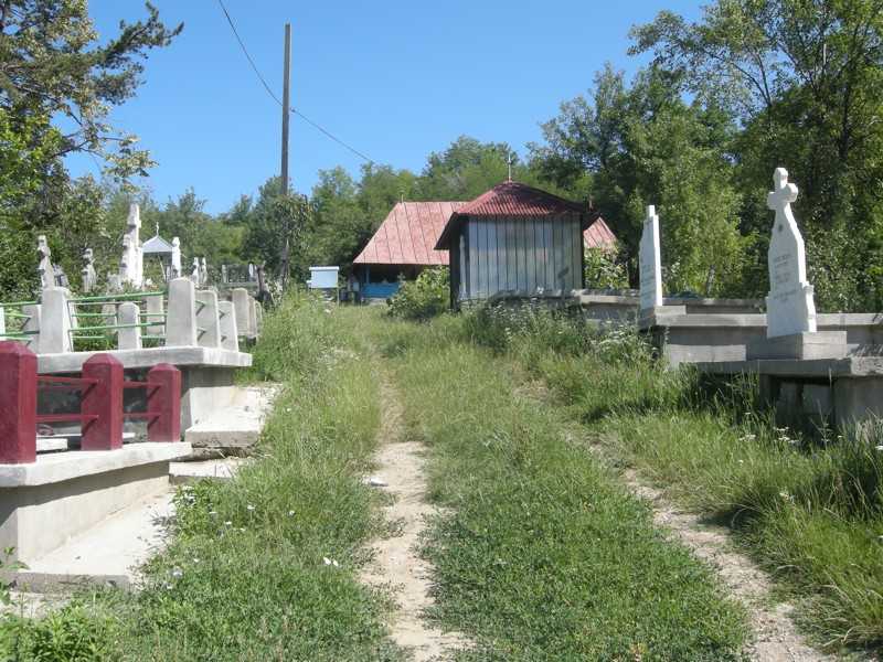 greci-salatruc-biserica-lemn