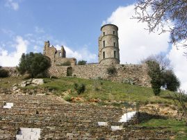 Les ruines du château Grimaldi à Grimaud