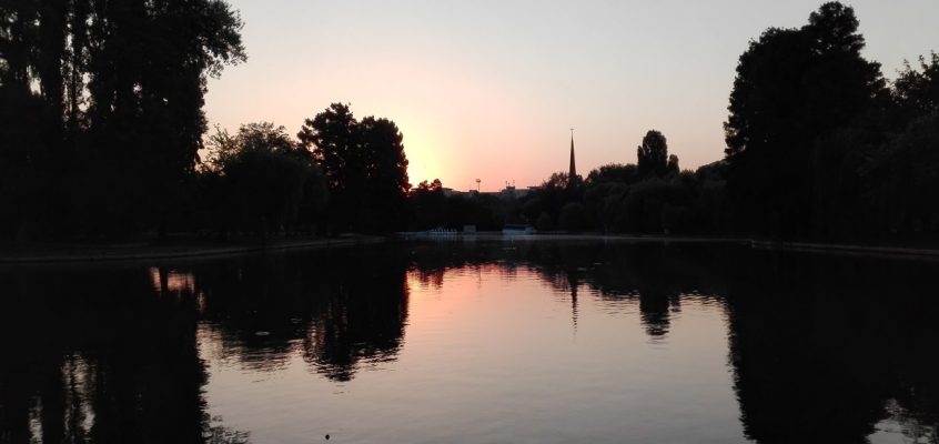 Parcul Titan - Răsărit de soare