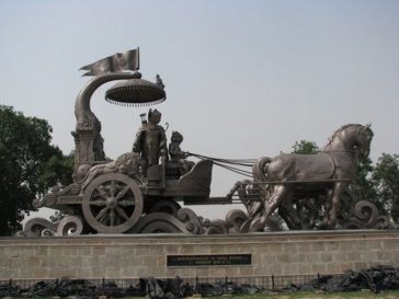 Discursul lui Krișna și Arjuna, în Kurukshetra