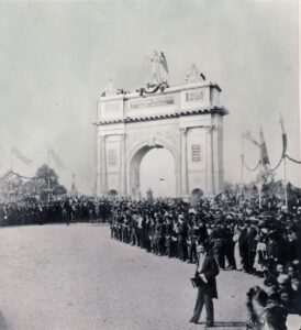 Trupele române revenite la București după Războiul de Independență, 8 octombrie 1878
