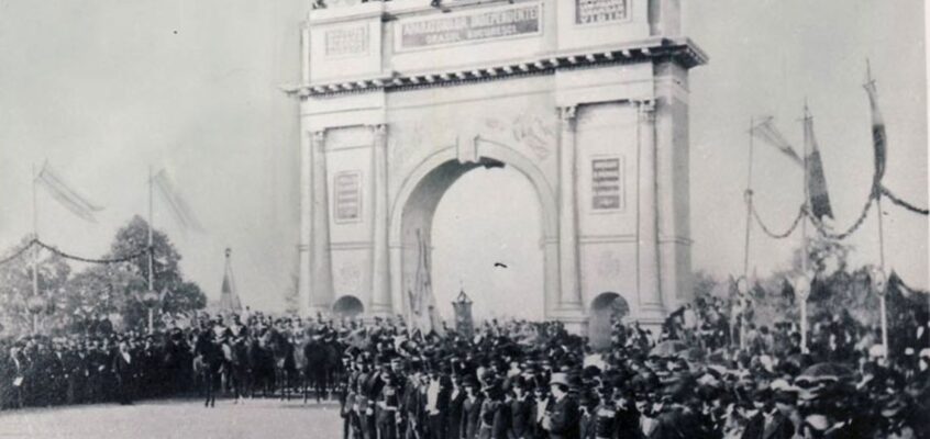 Trupele române revenite la București după Războiul de Independență, 8 octombrie 1878