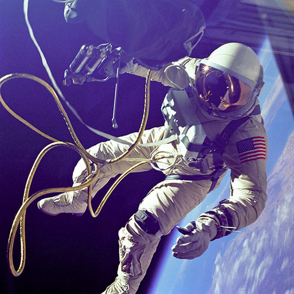 Cosmonautul Ed White legat de Naveta Spațială