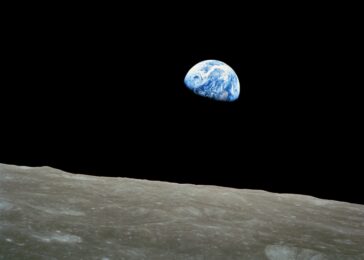 Răsăritul pământului văzut de pe Apollo 8