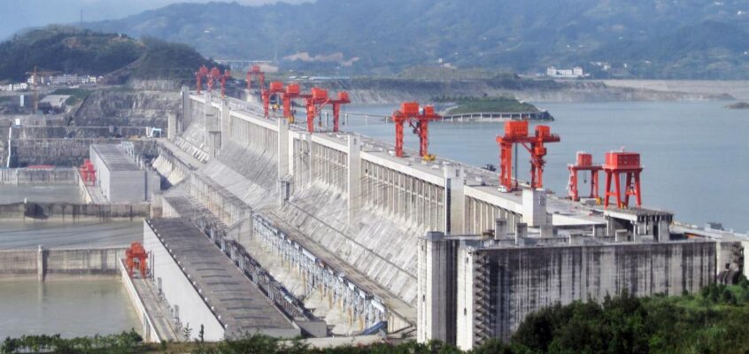 Barajul celor Trei Chei, ridicat pe râul Yangtze
