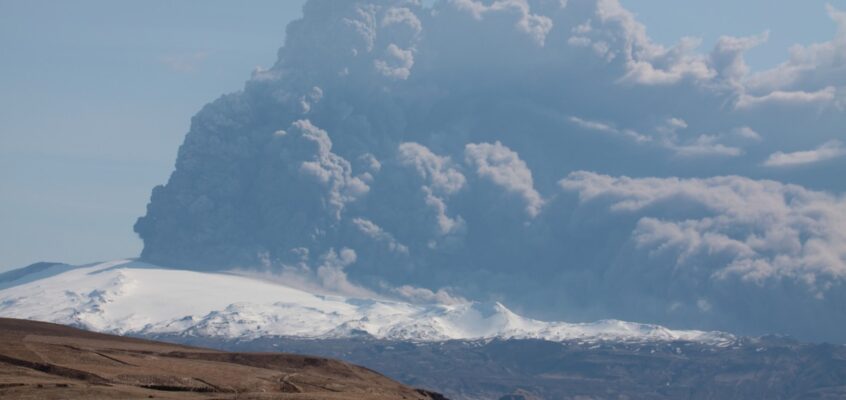 Erupție vulcanică