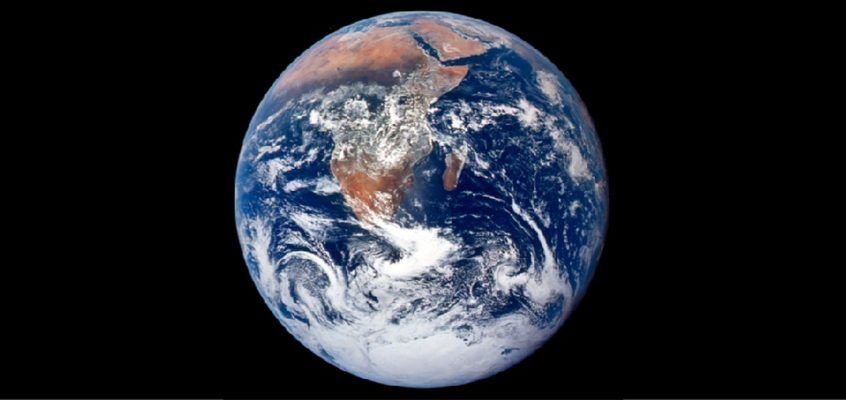 Pământul văzut din spațiu, de pe Apollo 17