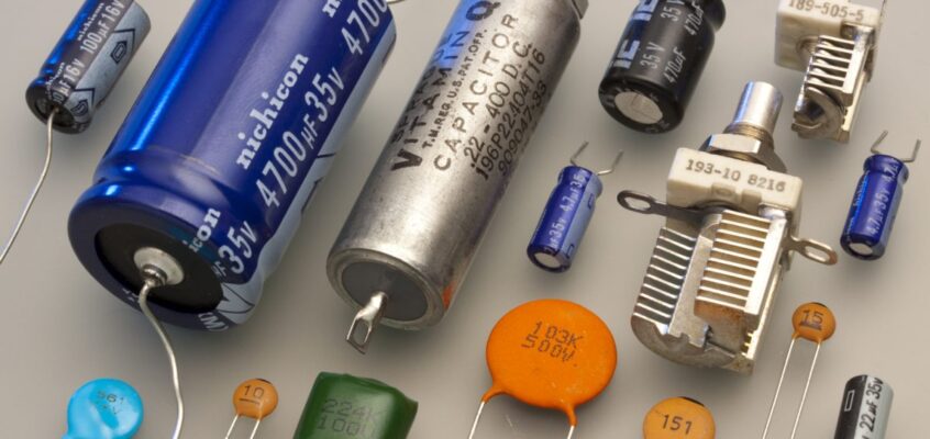 Condensatori electrici