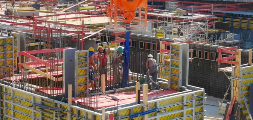 Construction site - Workers