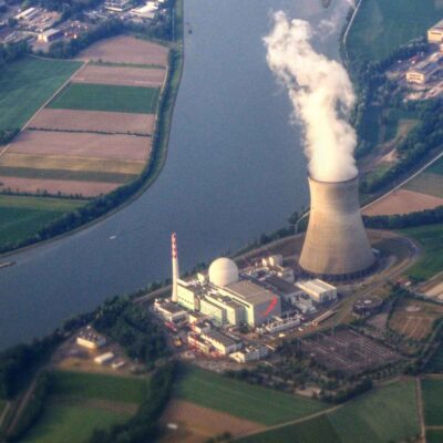 Centrala nucleară Leibstadt din Elveția.