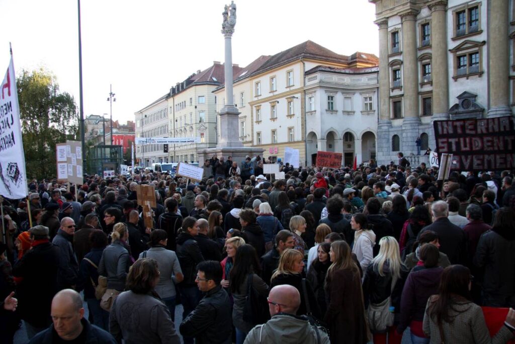 Mișcarea Occupy din Ljubljana, Slovenia.