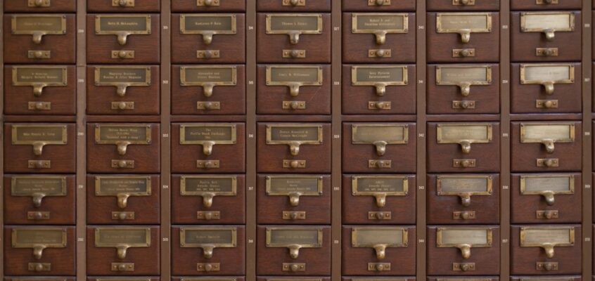 Library card catalog (Megadata)