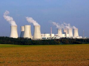Centrală nucleară - turnurile de răcire