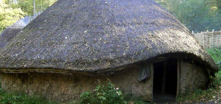 Recrearea unei case rotunde celtice