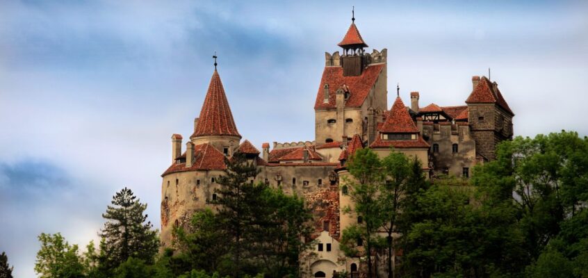 Castelul Bran (Castelul lui Dracula)
