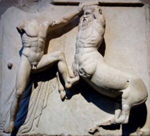 Lapith luptă cu un centaur. 