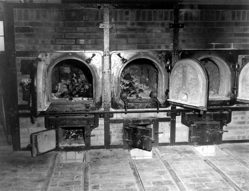 Oase ale femeilor germane anti-naziste în crematoriile din lagărul de concentrare german de la Weimar (Buchenwald)