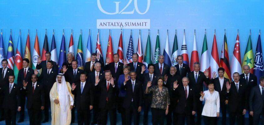 Liderii majorității puterilor regionale în timpul Summitului G-20 din 2015