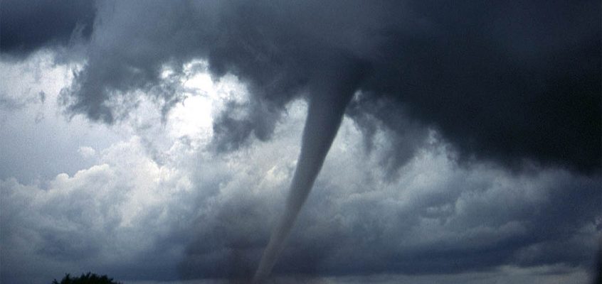 Tornadă