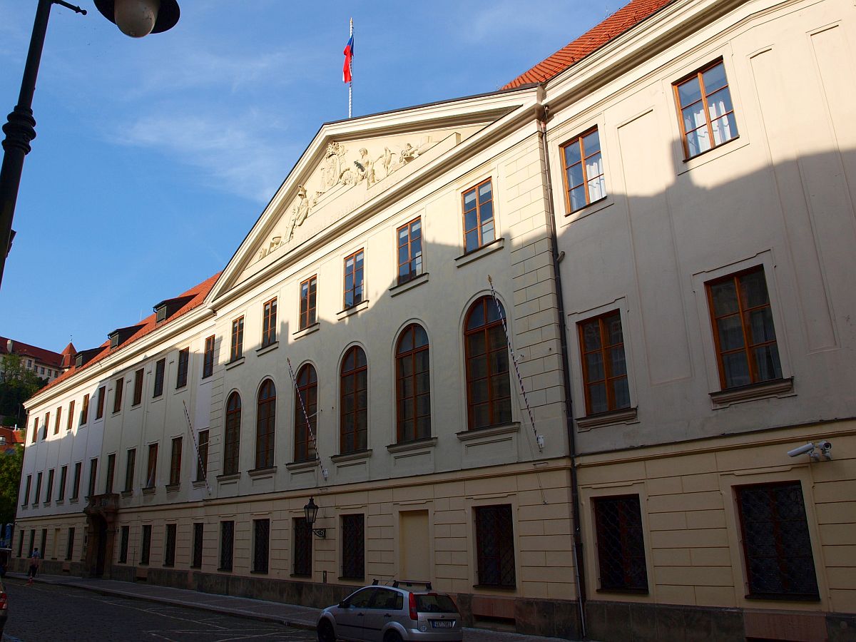 Palatul Thun, locul de întrunire al Camerei Deputaților din Cehia