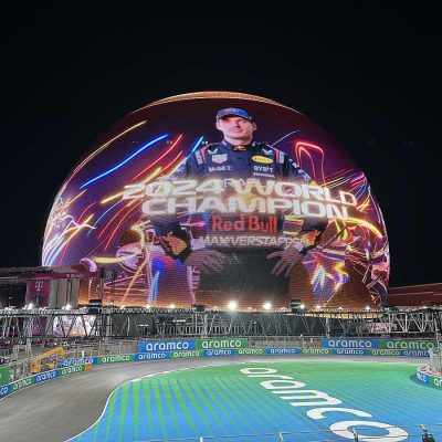 Exosfera Sferei după cursă, cu Max Verstappen, care a câștigat al patrulea său Campionat Mondial al Piloților după ce a terminat pe locul 5