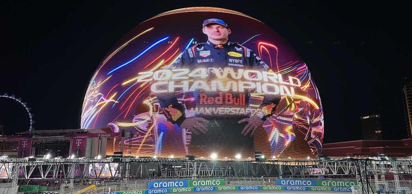 Exosfera Sferei după cursă, cu Max Verstappen, care a câștigat al patrulea său Campionat Mondial al Piloților după ce a terminat pe locul 5