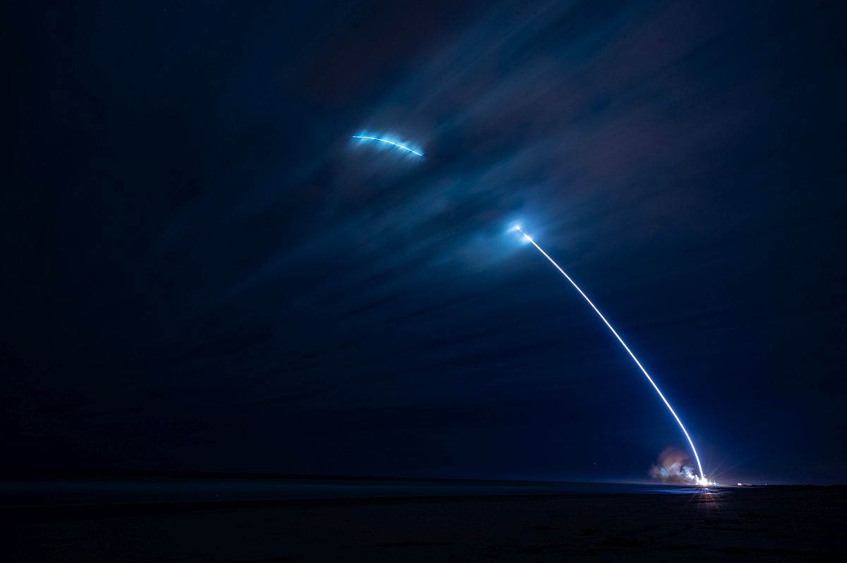 Le lanceur New Glenn depuis le complexe de lancement spatial 36 de la base spatiale de Cap Canaveral