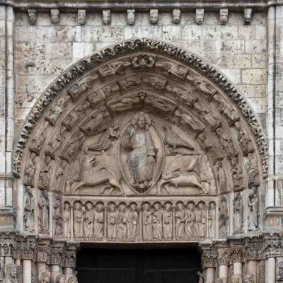 Timpanul central al portalului regal al Catedralei Chartres