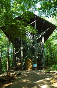 Capela Thorncrown. Arhitect: E. Fay Jones